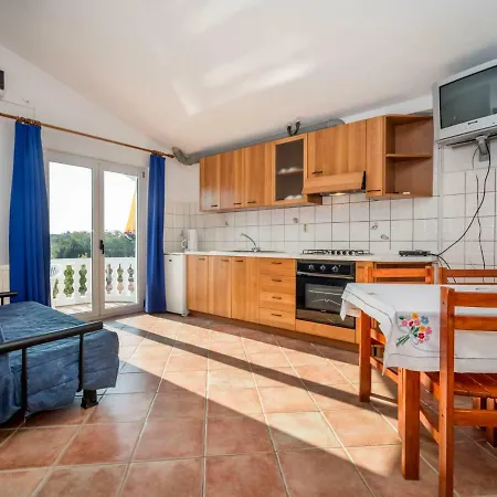 Hilde Blue-2 By Interhome Apartment Medulin